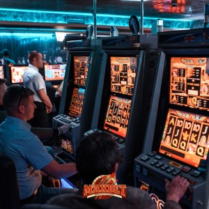 photo Driving games Hyundai Accent